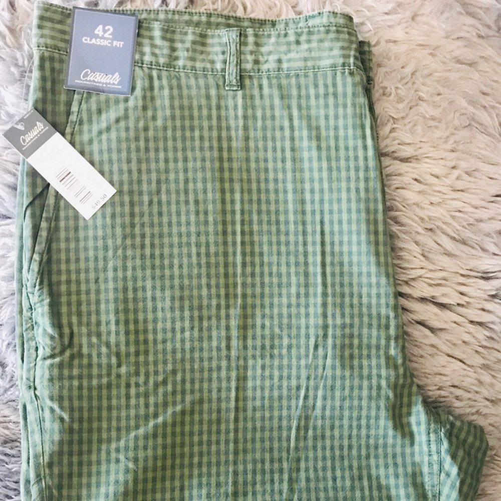 Casuals by Roundtree & Yorke Men's Shorts Classic Fit